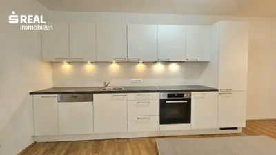 MODERNE 2-ZIMMER BEI DER U2 MESSE – Bild 3