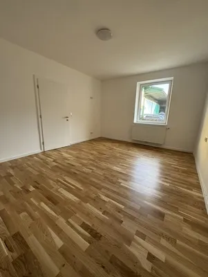 2-Zimmer-Wohnung mieten in Vöcklabruck – 60 m², € 900 – Bild 2 von 5
