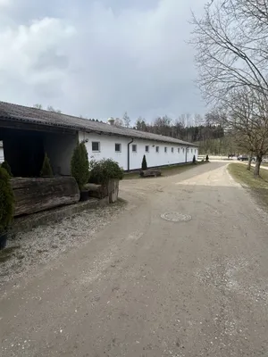 Immobilie mieten in Vöcklabruck – 30 000 m², € 2.000 – Bild 2 von 28