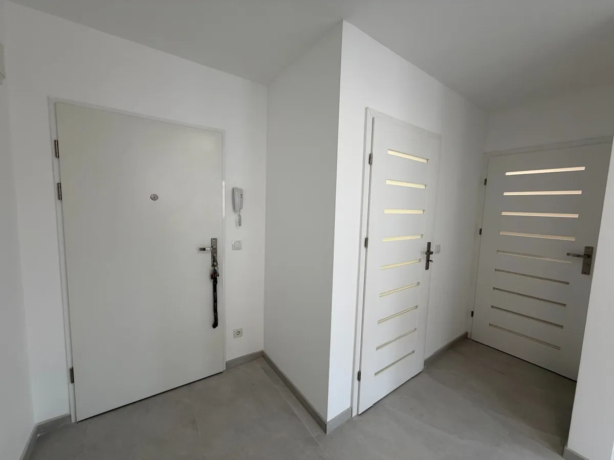 REY_T7, Erstbezug nach Sanierung! Helle 3-Zimmer-Wohnung mit Klimaanlage in zentraler Ruhelage - Provisionsfrei! - Ansicht 3