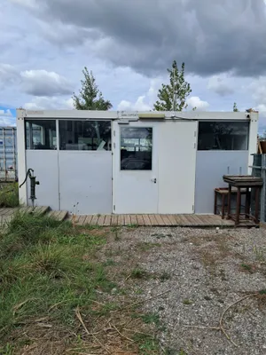 Gewerbeimmobilie mieten in Baden – 50 m², € 400