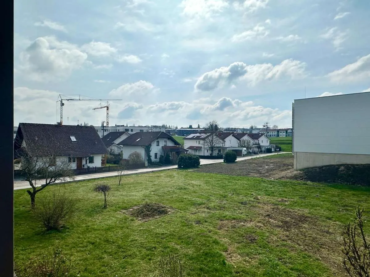 Grundstück mit ca. 700 m² für Einfamilienhaus oder Doppelhaus - Ried im Innkreis - Nähe Krankenhaus - Bilde 2