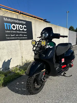 Vespa GTS 250 i.e. Overlander
