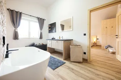 5-Zimmer-Haus mieten in Jennersdorf – 160 m², € 2.280 – Bild 19 von 34