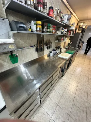 Gewerbeimmobilie mieten in Wien – 315 m², € 2.400 – Bild 30 von 30