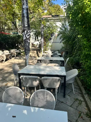 Gewerbeimmobilie mieten in Wien – 315 m², € 2.400