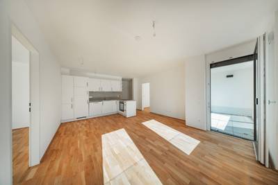 Erstbezug, helle 3-Zimmer Wohnung mit zwei Balkonen – Bild 3