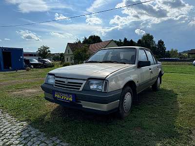 Opel Ascona 1,3 C- A- 13S Erstbesitz