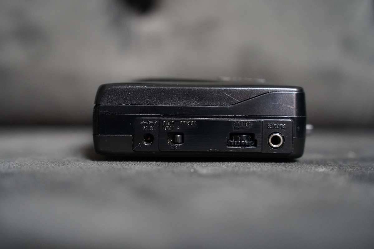 Aiwa vintage dans baladeurs cassettes portables