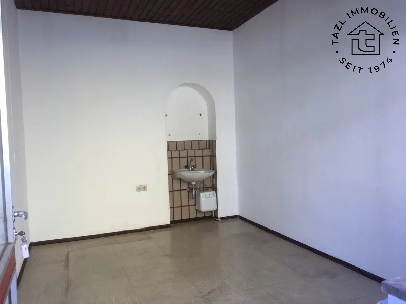 Weiz, kleines Geschäftslokal oder Büro 12,60 m² in zentraler Lage! - Ansicht 3