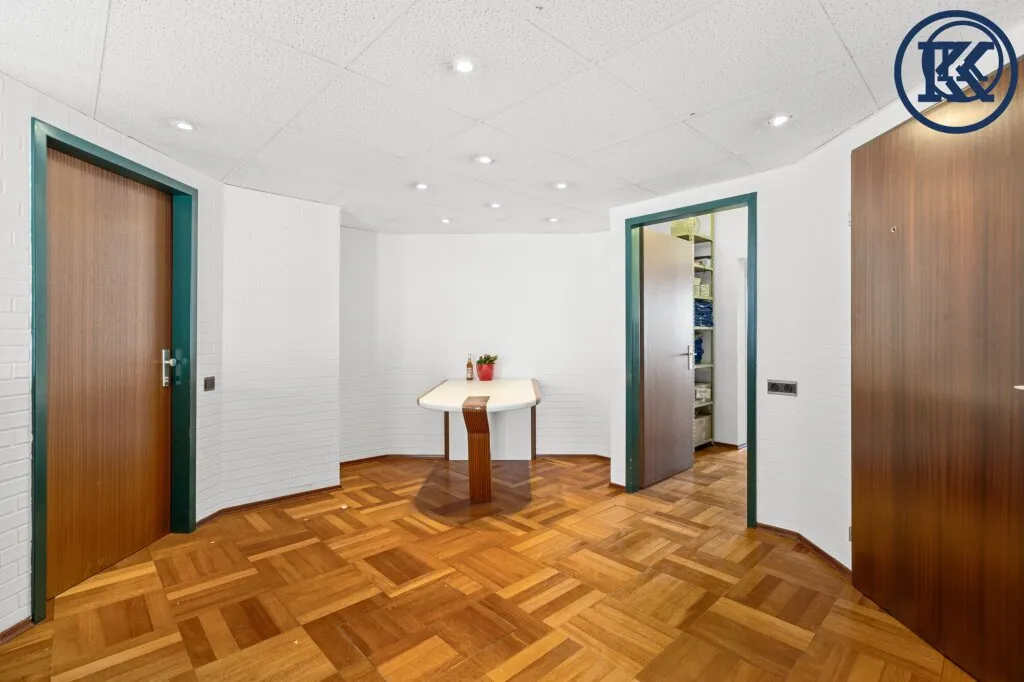 Modernes Büro mit 2 Balkonen & Top-Aufteilung im Herzen Meidlings - Ansicht 3