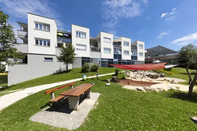1-Zimmer-Gewerbeimmobilie mieten in Urfahr-Umgebung – 105 m², € 1.503 – Bild 8 von 9