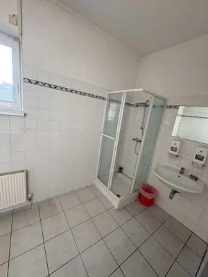 5-Zimmer-Gewerbeimmobilie mieten in Korneuburg – 466 m², € 9.600 – Bild 16 von 35