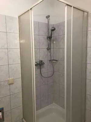 3-Zimmer-Gewerbeimmobilie mieten in Urfahr-Umgebung – 65 m², € 480 – Bild 7 von 9