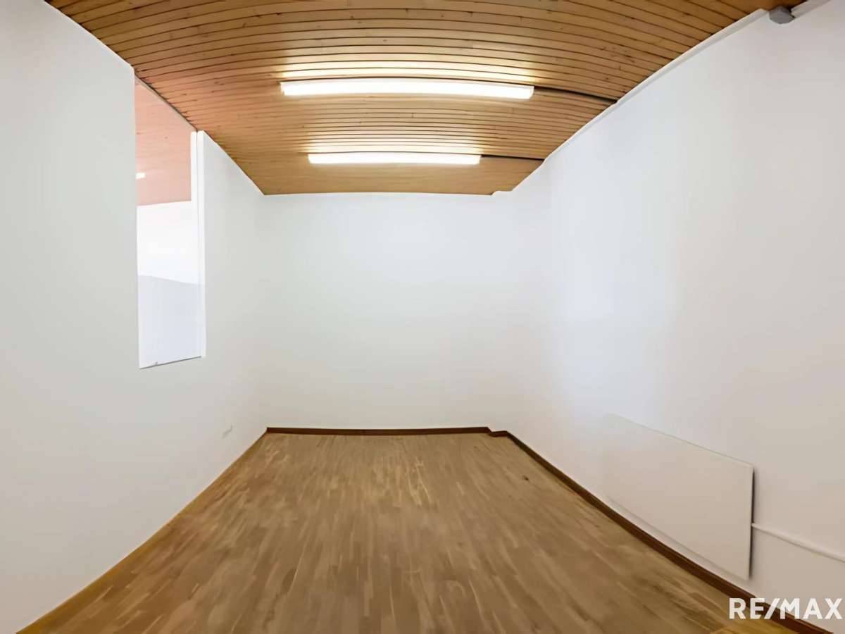 Repräsentative Gewerbefläche in zentraler Lage zu mieten! - Ansicht 3