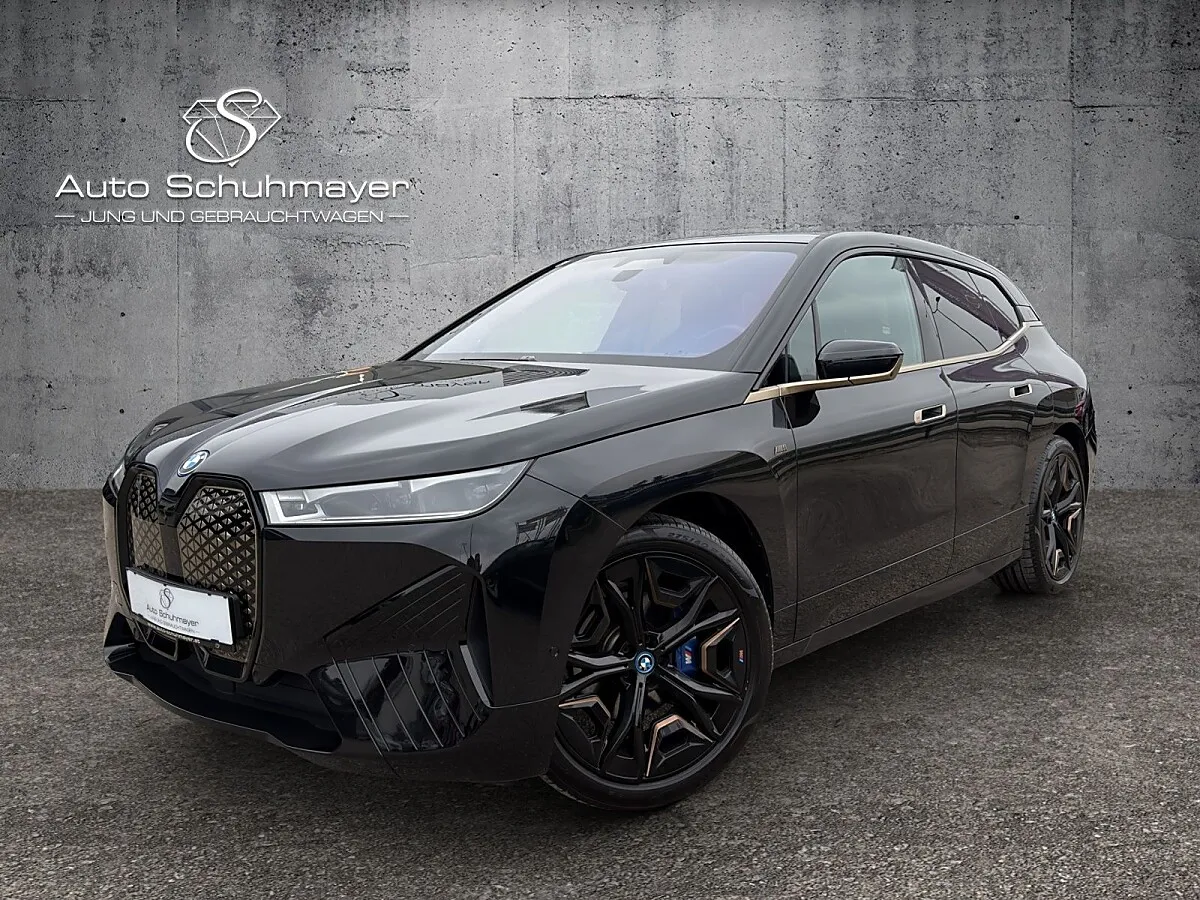 BMW iX