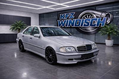 Mercedes-Benz 220