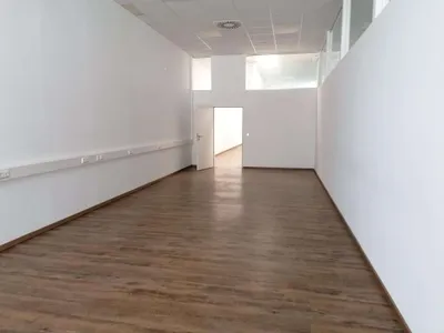 Gewerbeimmobilie mieten in Ried im Innkreis – 308 m², € 3.532 – Bild 2 von 16