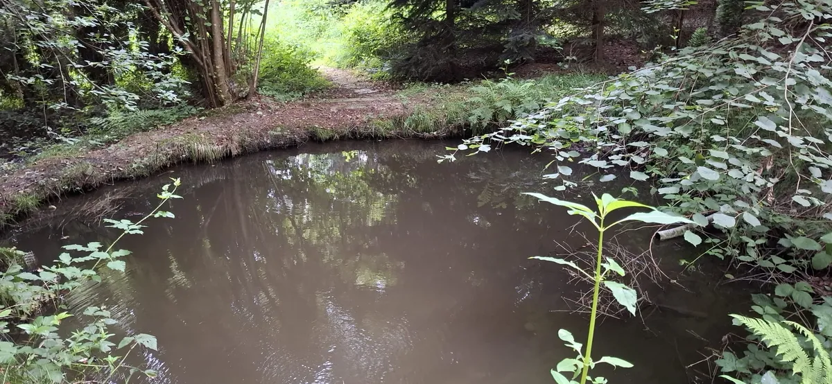 Freizeitgrundstück für Erholungssuchende mit Wasser