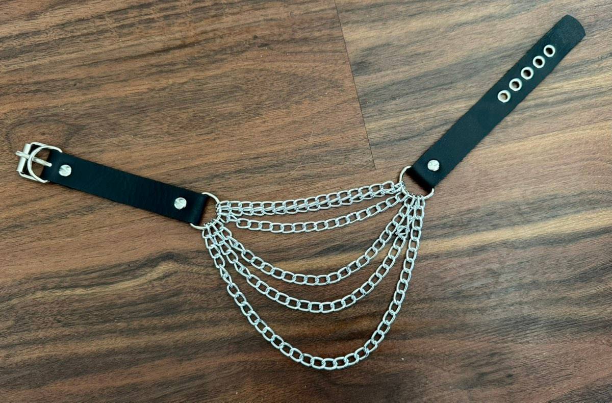 Extravaganter Gothic Choker / Halsband mit mehrlagigen Ketten - Schwarz und  Silber - Gothic, Punk, Alternative, Emo, Fetisch, Statement, Metal, Rave,  Clubbing,  12,- (6060 Hall in Tirol) - willhaben