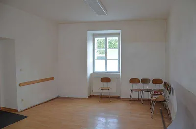 Gewerbeimmobilie mieten in Horn – 42,1 m², € 481 – Bild 2 von 12