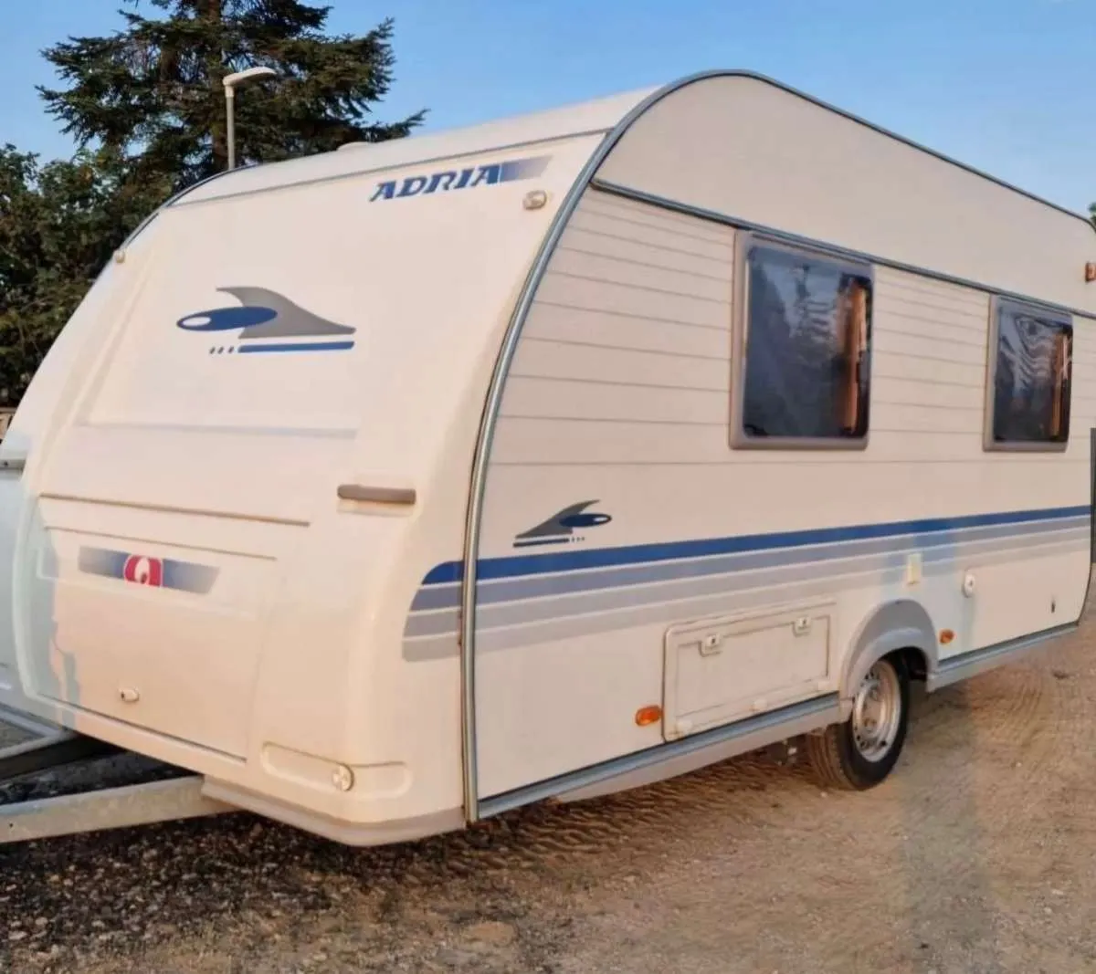 Adria Wohnwagen Adria Adora 432PS