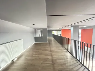 2-Zimmer-Gewerbeimmobilie mieten in Wien – 194 m², € 2.160 – Bild 10 von 12