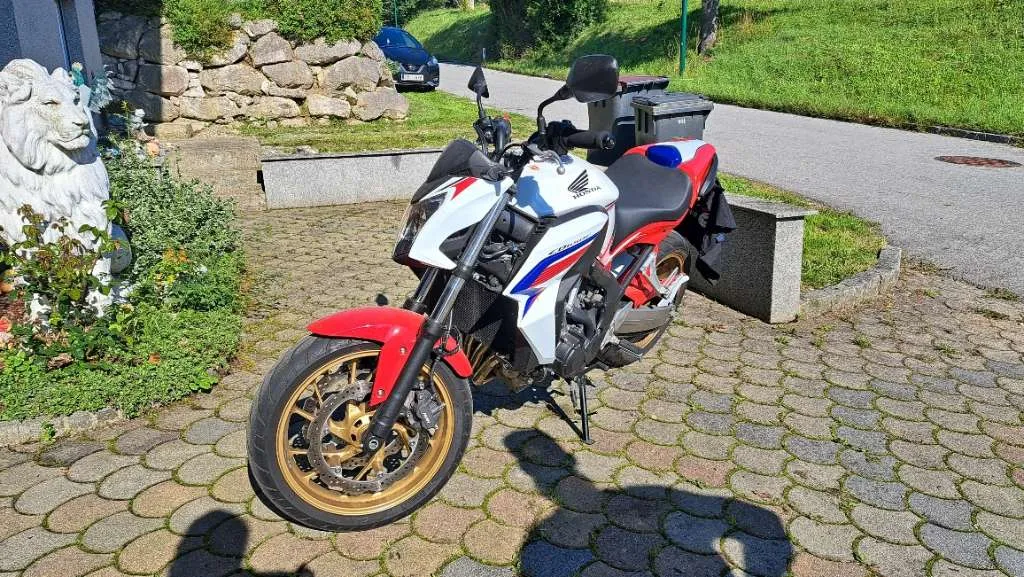 Honda CB