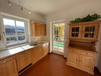 6-Zimmer-Haus mieten in Villach – 210 m², € 2.450 – Bild 6 von 23