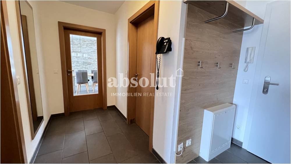 Schöne 3 Zimmer-Mietwohnung in zentr. Ruhelage in Zell am See. Balkon, 2 Bäder, TG-Platz inklusive! - Ansicht 3