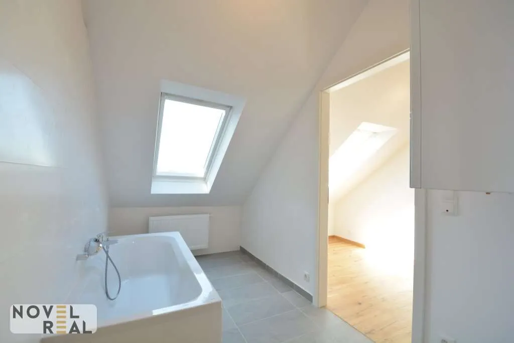 Modernes Dachgeschoß-Juwel in begehrter Lage von Wien - Ansicht 3