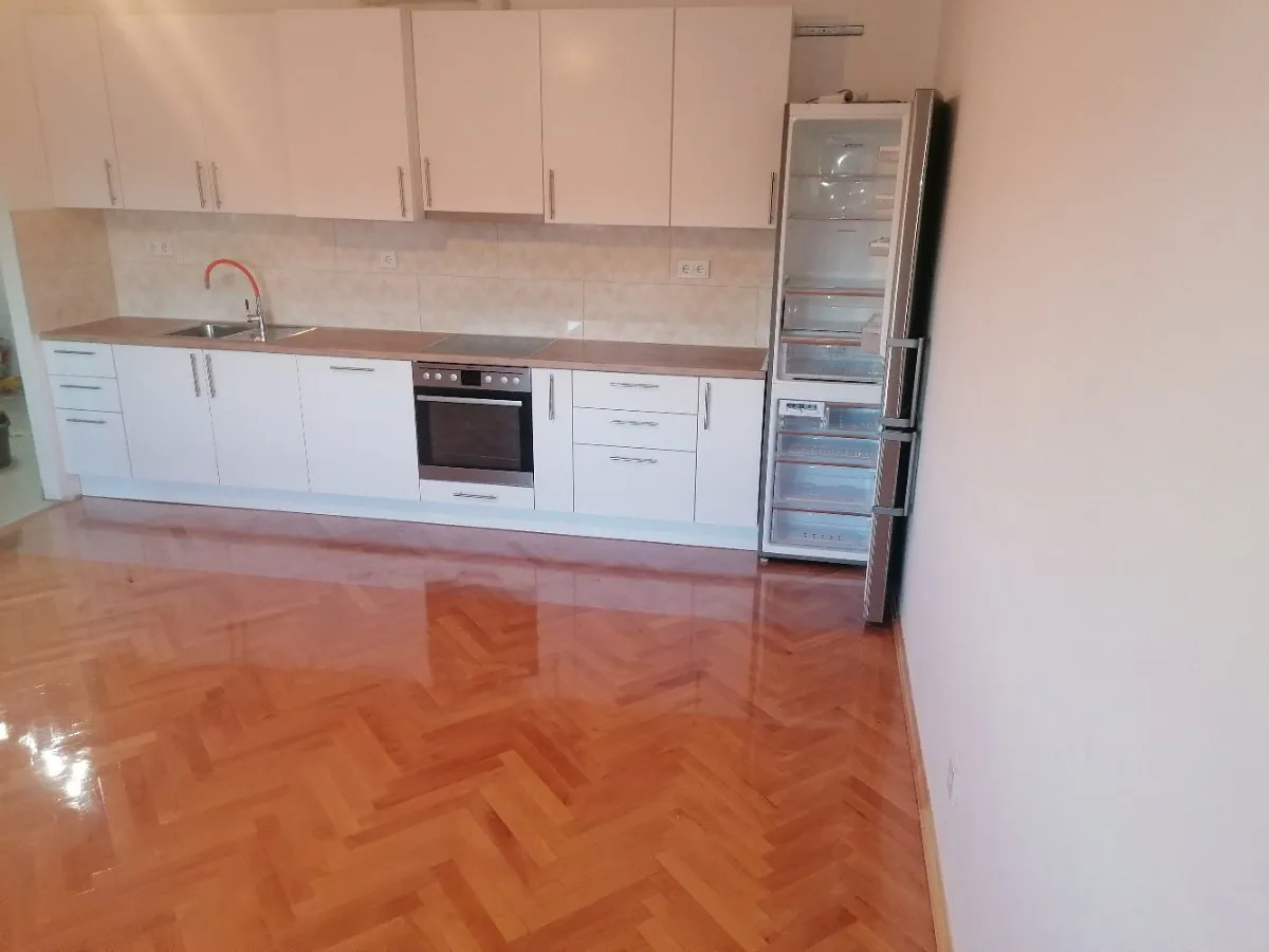 3 Zimmer Wohnung – pohled 2