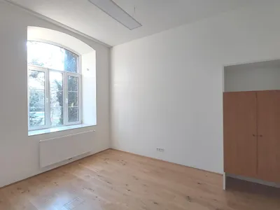 1-Zimmer-Gewerbeimmobilie mieten in Mödling – 23 m², € 407 – Bild 2 von 10
