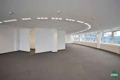 Gewerbeimmobilie mieten in Wien – 335 m², € 13 – Bild 2 von 10