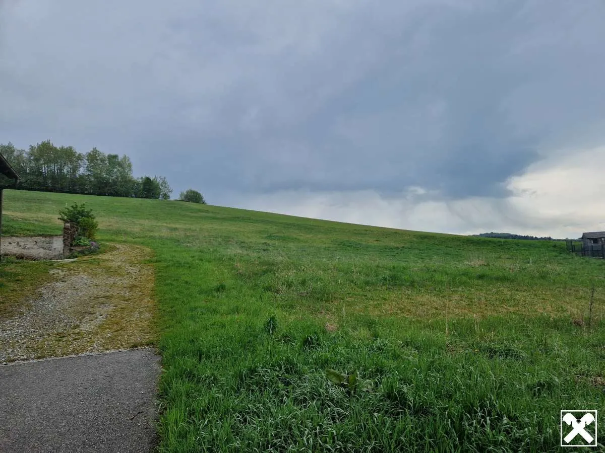 AUSSERGEWÖHNLICHES BAUGRUNDSTÜCK IN MAIGEN MIT HERRLICHEM AUS- UND FERNBLICK IN TOLLER, RUHIGER, ERHÖHTER WOHNLAGE - View 3