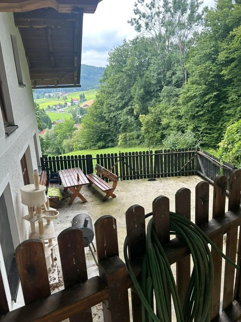 Gemütliches Landhaus mit Einliegerwohnung in erhöhter Waldrandlage - Sehr ruhig gelegen! - Ansicht 3