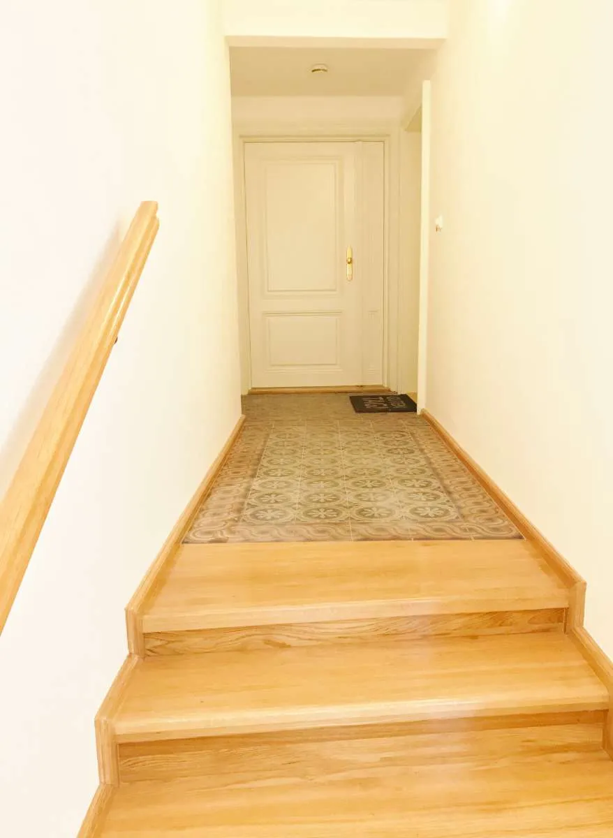149 m² Wohnung im Herzen Langenlois - Ansicht 2