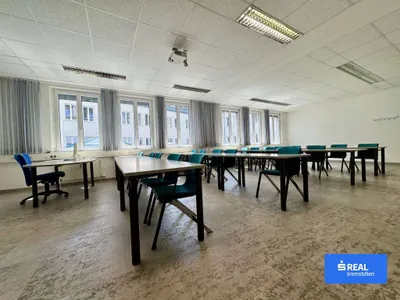 4-Zimmer-Gewerbeimmobilie kaufen in Lienz – 247 m², € 460.000 – Bild 6 von 7