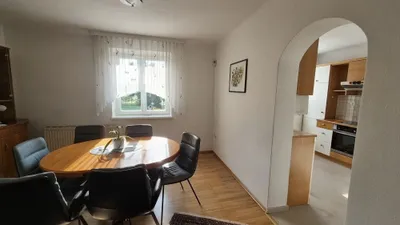 7-Zimmer-Haus mieten in Wels-Land – 182 m², € 1.950 – Bild 6 von 18