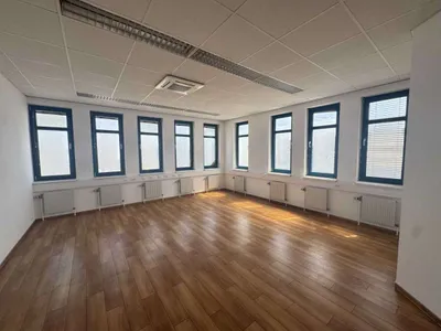 Gewerbeimmobilie mieten in Wien – 377 m², € 11 – Bild 9 von 20