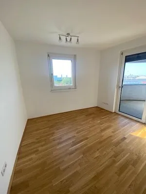 Ab 1.10. - Klimatisierte 1-1/2-Zimmer-Dachgeschoßwohnung mit Fernblick am Genochplatz – Bild 2