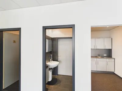 Gewerbeimmobilie mieten in Linz – 1 117 m², € 14.154 – Bild 11 von 17