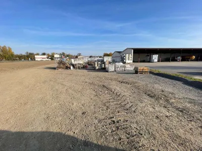 Immobilie mieten in Tulln – 5 000 m², € 2 – Bild 2 von 2