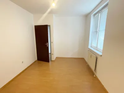 2-Zimmer-Wohnung mieten in Neunkirchen – 54,94 m², € 585 – Bild 6 von 11