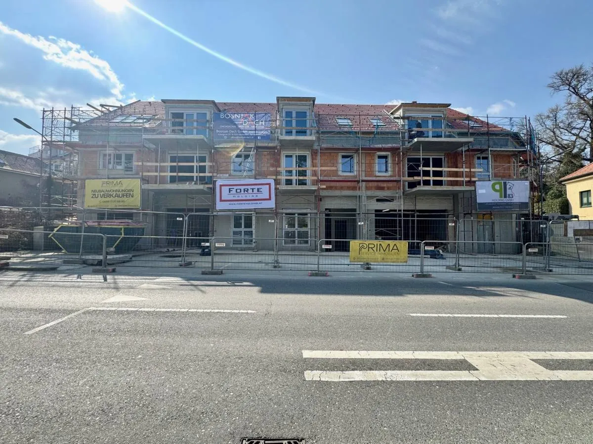 ++ HELLE ZWEI ZIMMER mit Balkon ++ - Widok 2