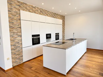 4-Zimmer-Haus mieten in Wels-Land – 170 m², € 2.700 – Bild 3 von 21