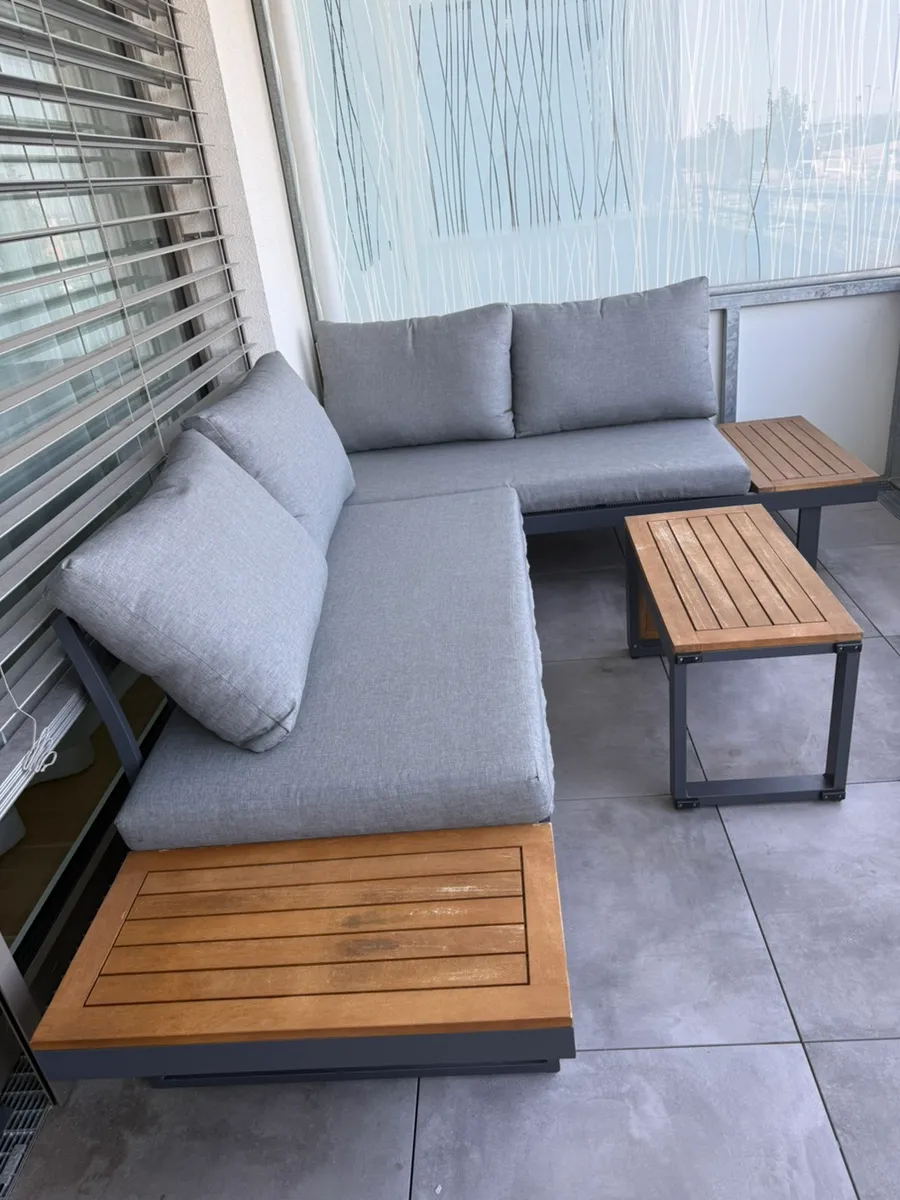 Balkongarnitur, € 300,- (2351 Wiener Neudorf)