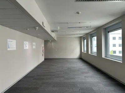 Gewerbeimmobilie mieten in Wien – 361 m², € 16 – Bild 2 von 11