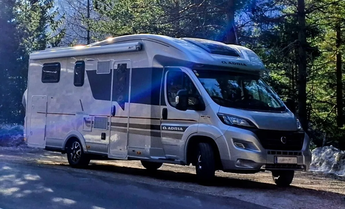 Adria Matrix 670 SC Platinum