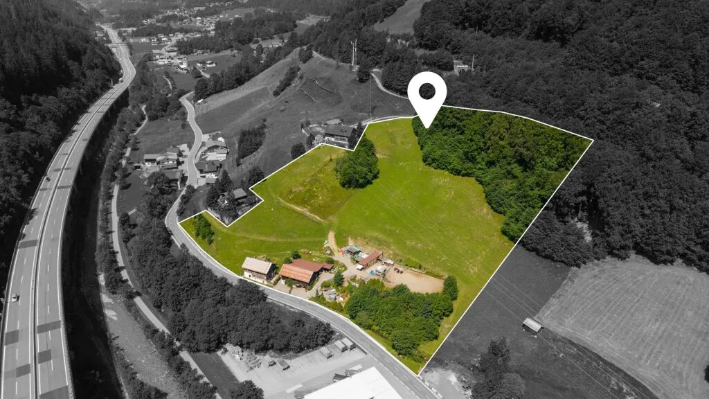 Charmanter Bauernhof mit großzügigen Land- und Forstflächen in Klösterle - Ansicht 2